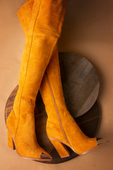 Saddle boot